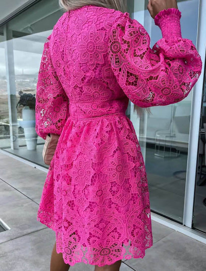 Sukienka mini koronkowa z dekoltem w kształcie litery V Cozette-Sukienki-Evoranow