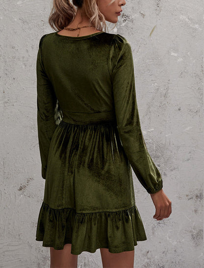 Sukienka mini z dekoltem w kształcie litery V odcinana pod biustem Jorinde-Sukienki-Evoranow